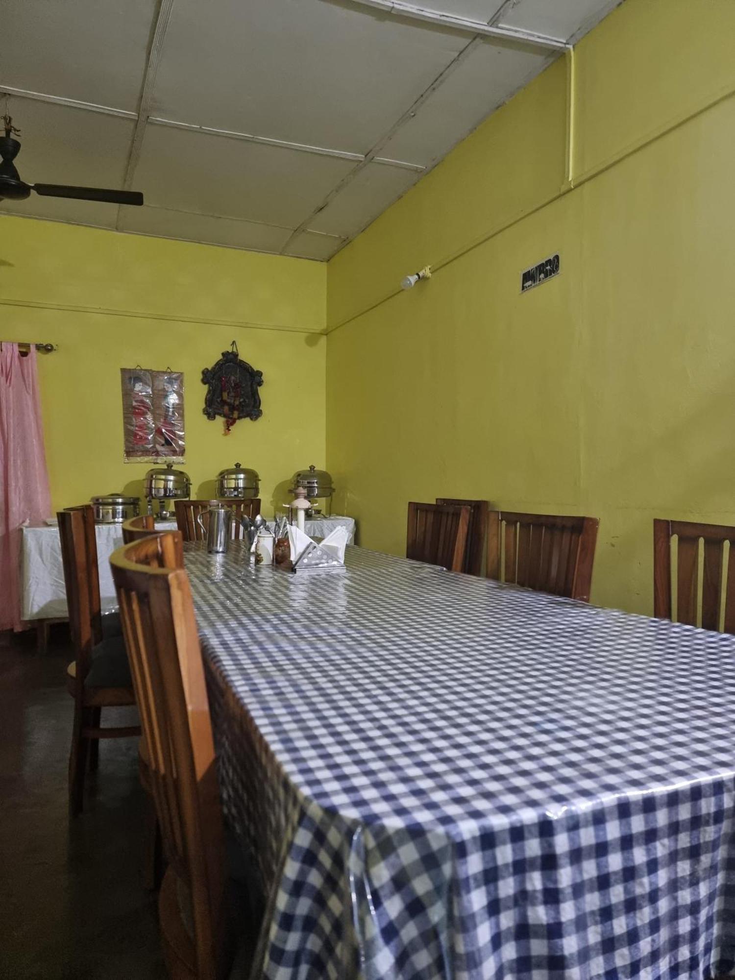 Shivaji Inn Kāziranga エクステリア 写真